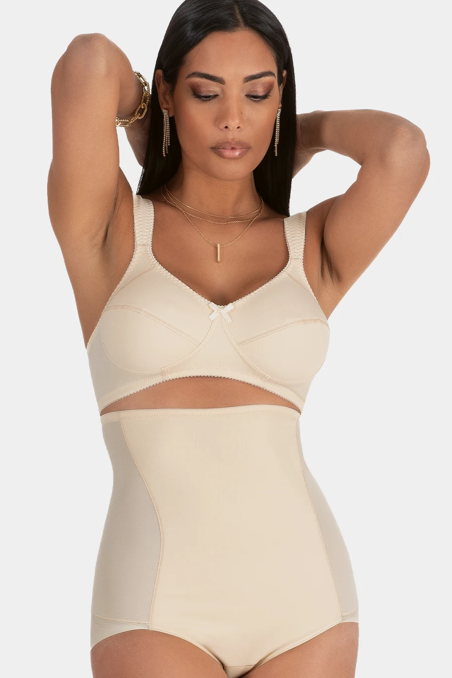 Reggiseno doppiato in microfibra con spalla rinforzata
